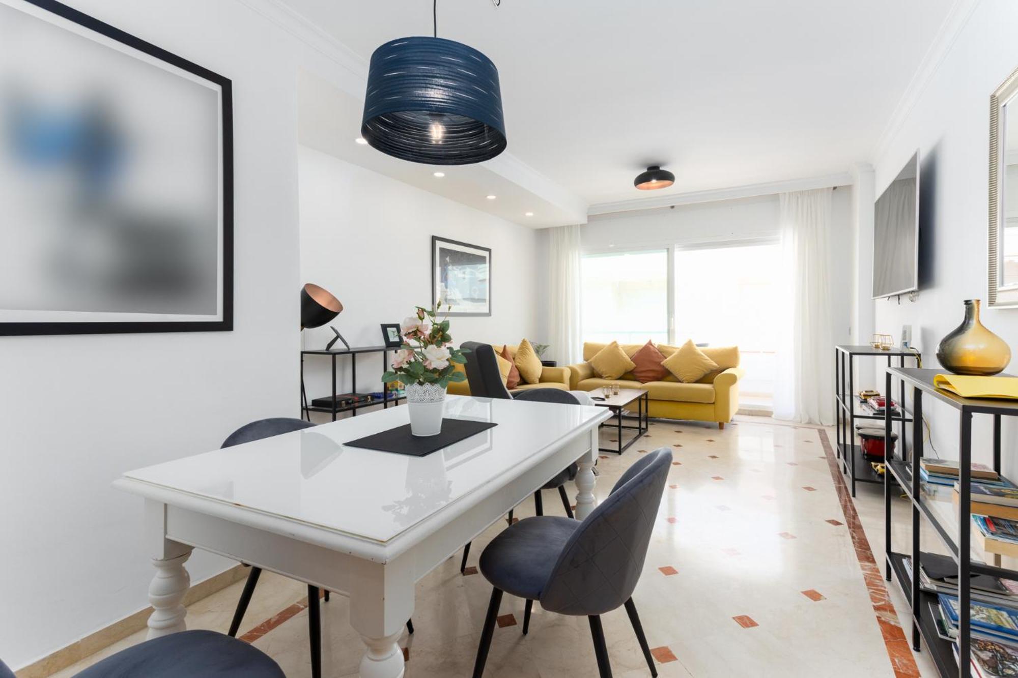 Mtr - Temporary Rent Two Bedrooms Av Del Mar * Marbella